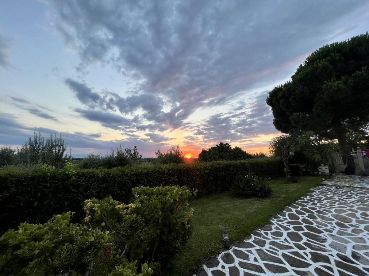 Anastasias Cottage Nea Iraklia Exterior foto